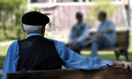Pandemia COVID-19 y adultos mayores: Los geriátricos en la mira