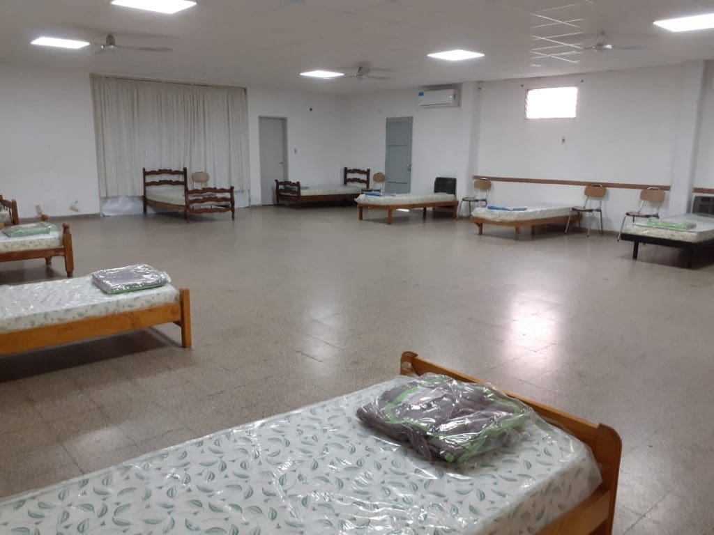 El senador Enrico visitó los centros de aislamiento en la región WhatsApp Image 2020-03-30 at 00.15.45