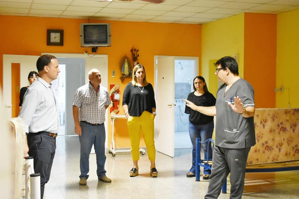 El senador Enrico visitó los centros de aislamiento en la región