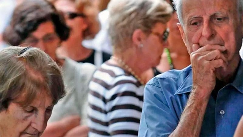 El aumento de las jubilaciones en junio será de 6,12%, muy por debajo del 10,9% que indicaba la ley de movilidad