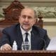 Perotti y funcionarios provinciales redujeron sus sueldos por tres meses