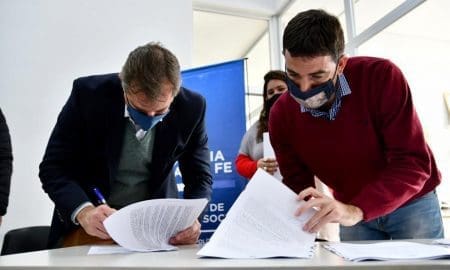 La provincia firmó convenios para implementar el refuerzo alimentario y la promoción de derechos de niñas, niños y adolescentes