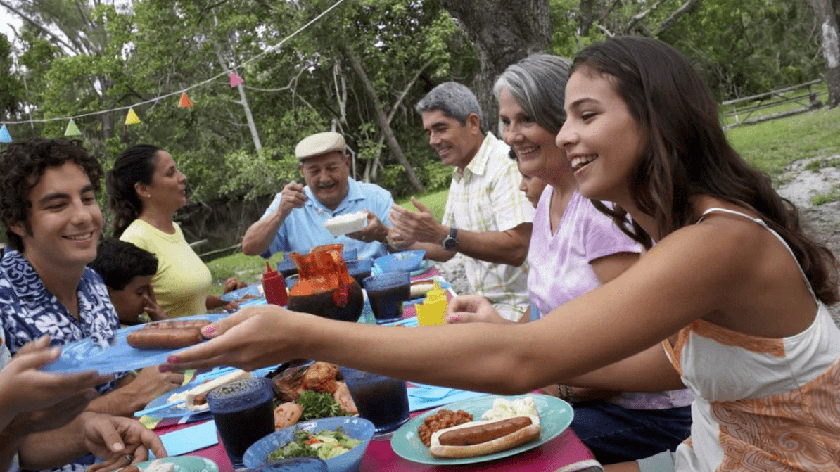 Villa Cañás: Visitas familiares, apertura de bares y actividades deportivas