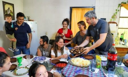 La provincia autorizó reuniones "familiares y afectivas" para el sábado y domingo