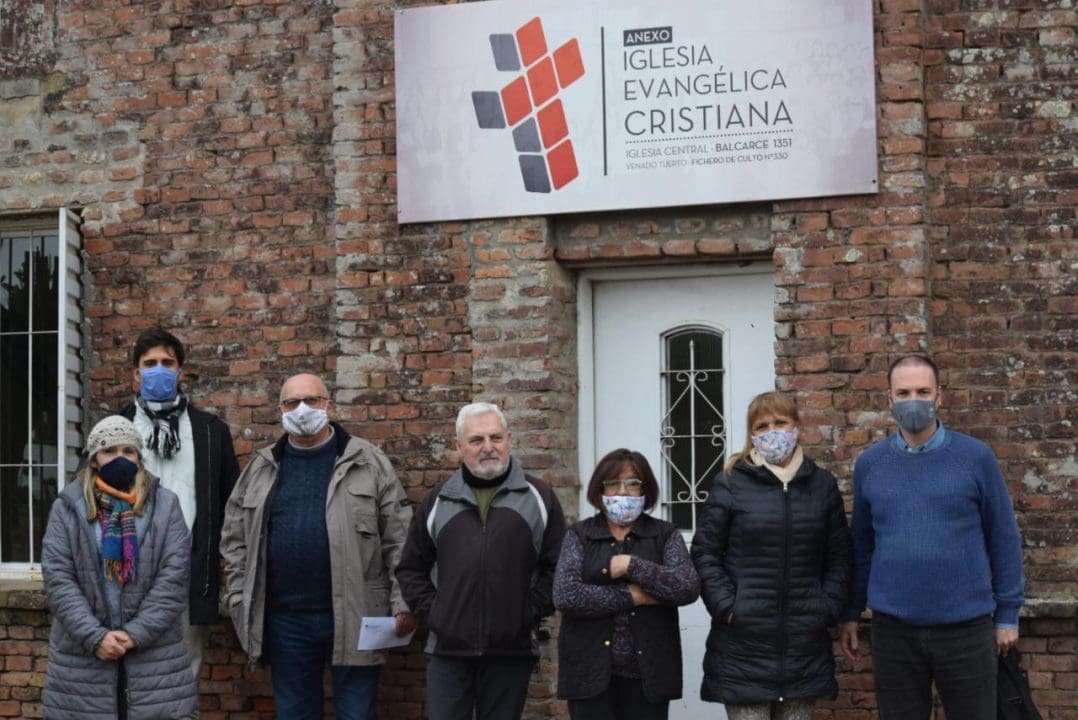 San Francisco: Enrico brinda su apoyo para reparar los edificios de la Comuna y de la Iglesia "Congregados"
