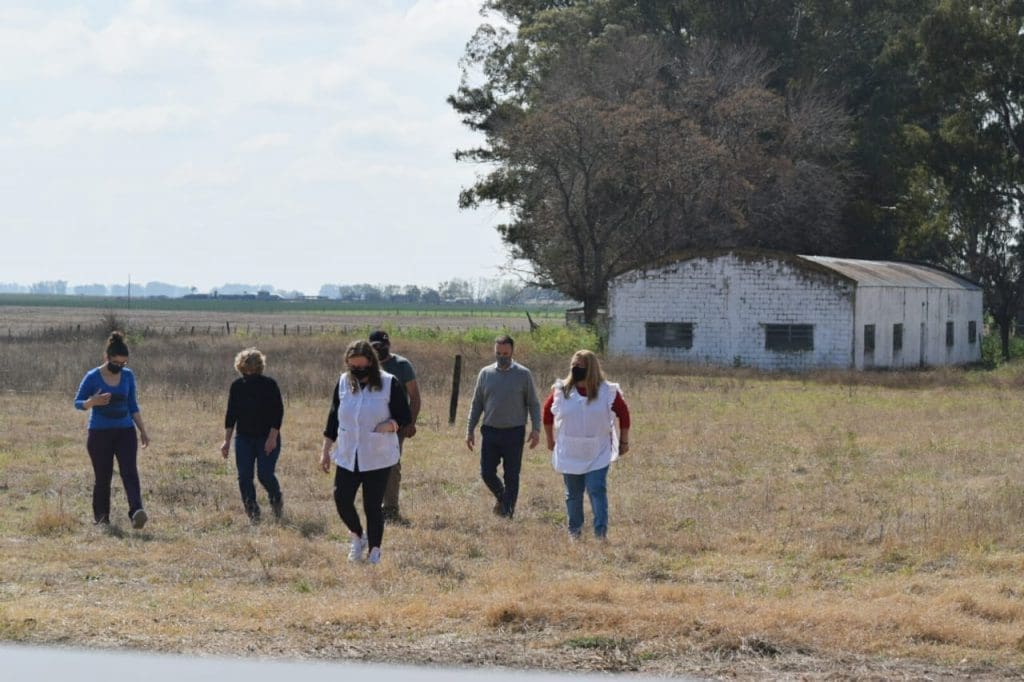 San Gregorio: El senador Enrico colabora en la recuperación de una Escuela Rural desvalijada en un robo San Gregorio: El senador Enrico colabora en la recuperación de una Escuela Rural desvalijada en un robo