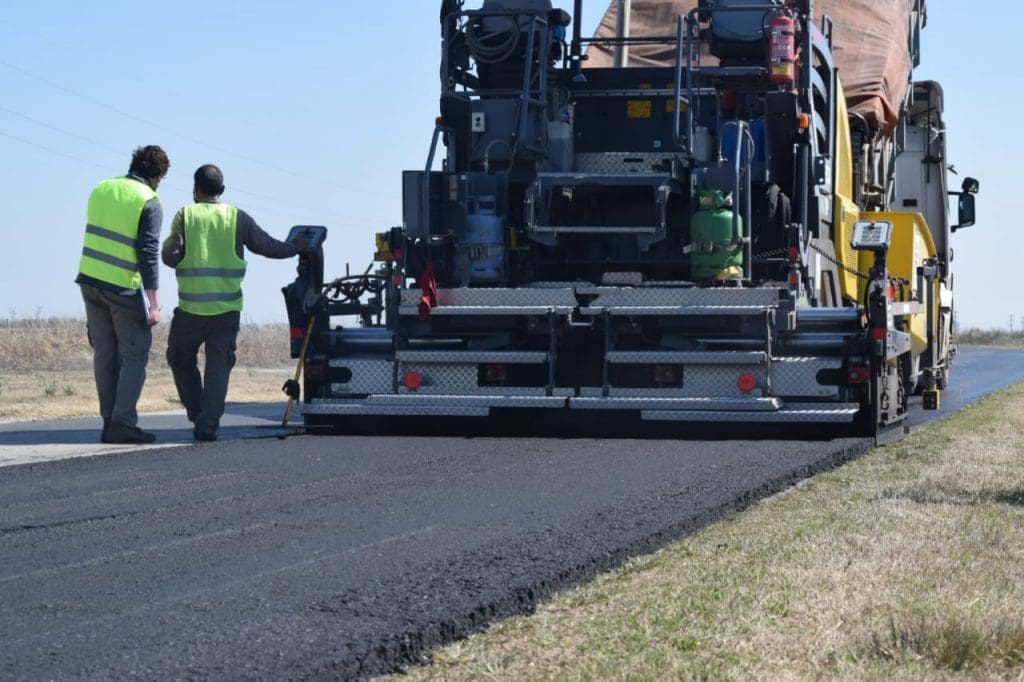 Villa Cañás: El senador Enrico sigue impulsando la obra de repavimentación de la Ruta 94 Villa Cañás: El senador Enrico sigue impulsando la obra de repavimentación de la Ruta 94