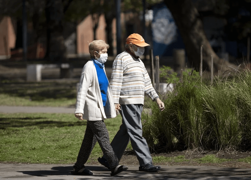 Jubilados: la movilidad será trimestral, atada al salario y a la recaudación