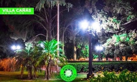 Villa Cañás: Finalizó la instalación de nuevas luces LED en la Plaza 9 de Julio