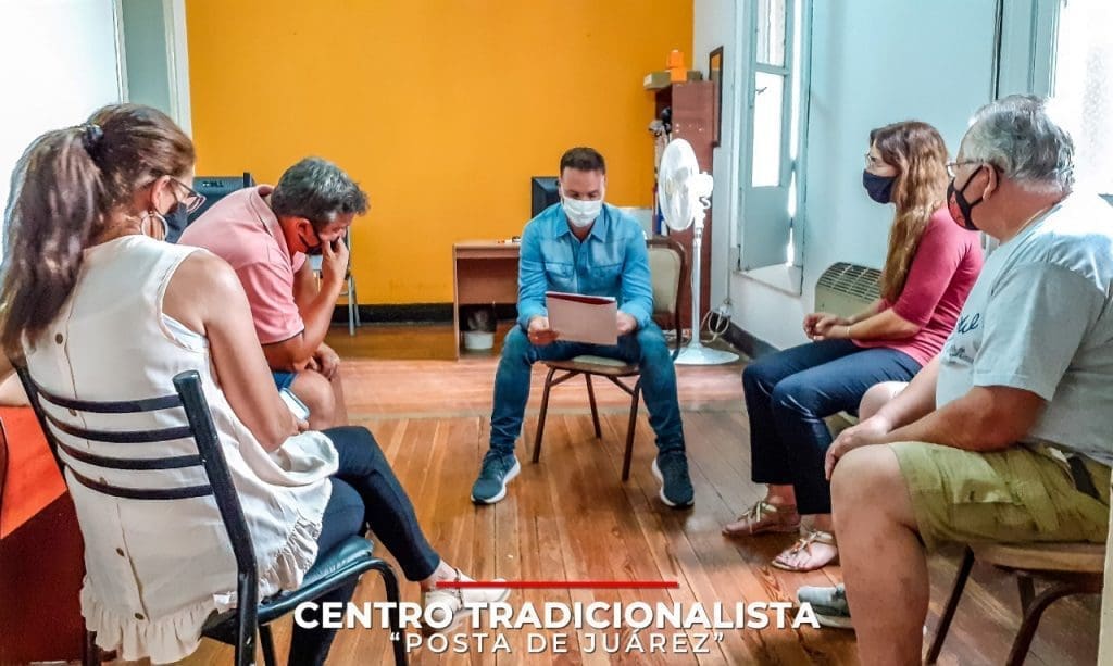 Firmat: El senador Lisandro Enrico acompaña el crecimiento de instituciones Firmat: El senador Lisandro Enrico acompaña el crecimiento de instituciones