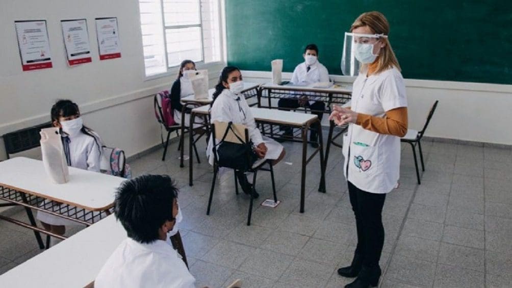 Estas son las localidades que pueden volver al dictado de clases presenciales