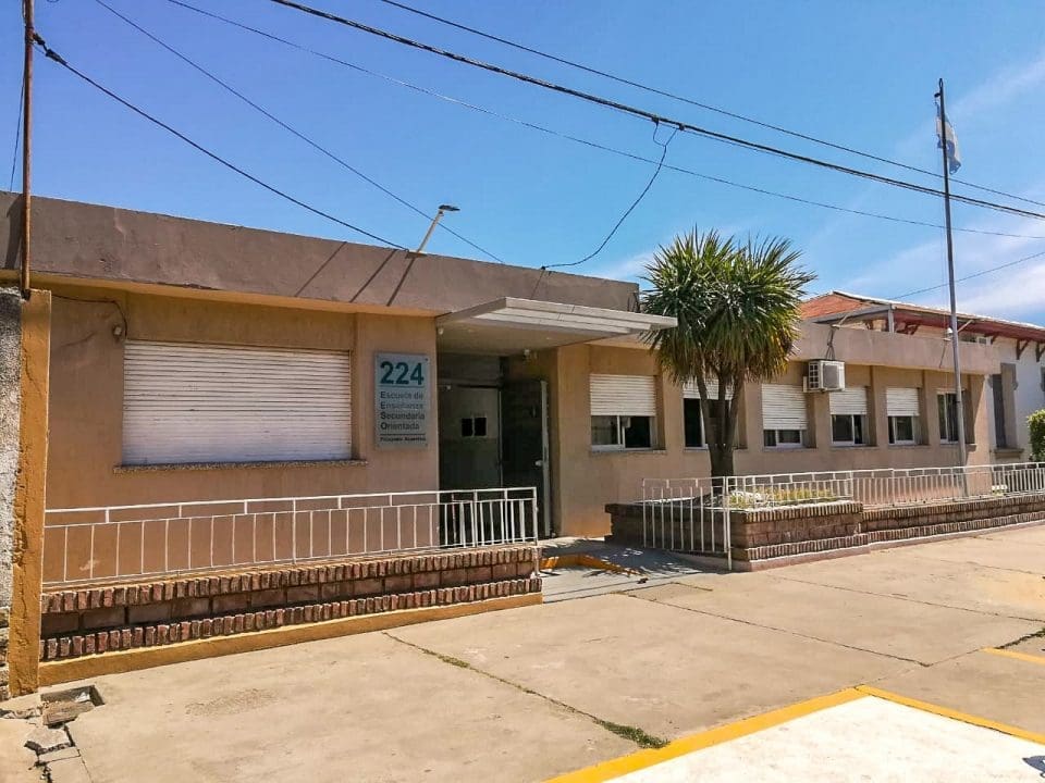 Hughes Secundaria