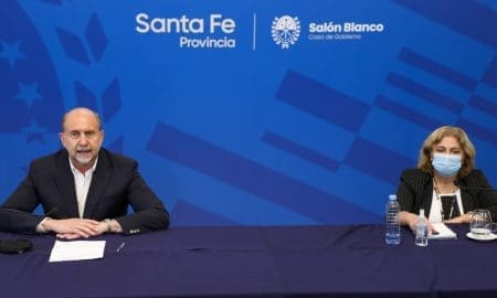 El gobernador anunció las nuevas medidas de convivencia que regirán en toda la provincia a partir de este sábado