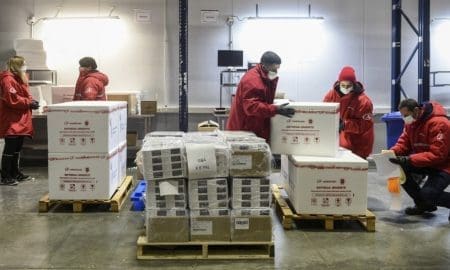El lunes llegan más de 930 mil vacunas AstraZeneca producidas con México