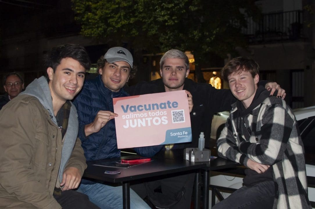 Covid-19: La provincia profundiza la búsqueda de personas de 18 a 29 años para que se sumen a la campaña de vacunación
