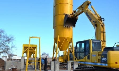 Villa Cañás: Un paso más en la construcción de la planta hormigonera