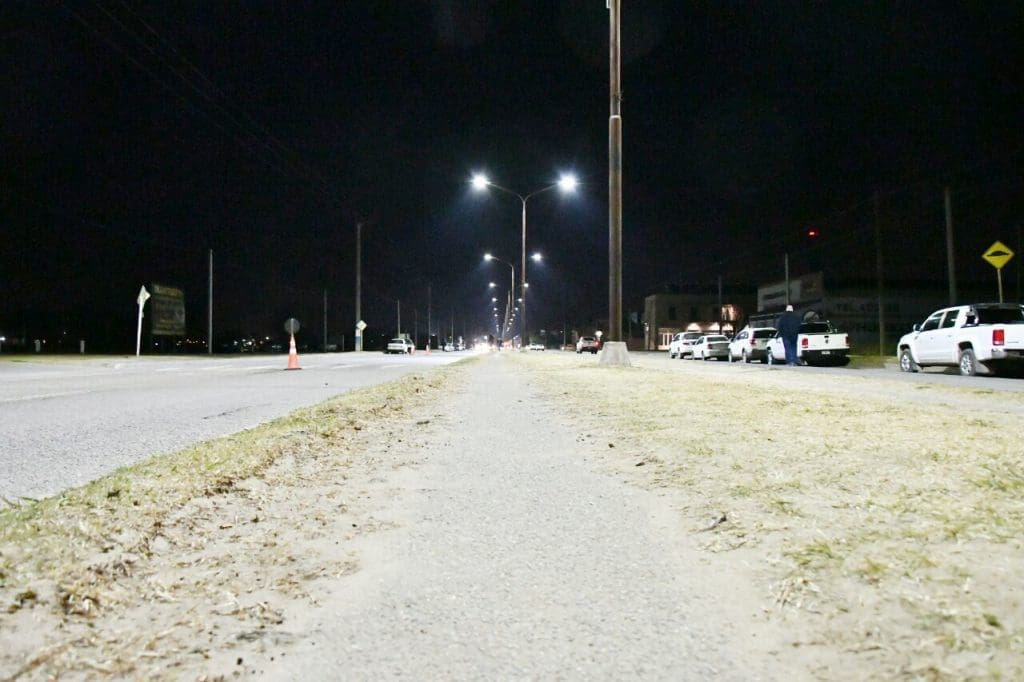 Venado Tuerto: Chiarella y la Cooperativa Eléctrica inauguraron la nueva iluminación LED de Avenida Santa Fe Venado Tuerto: Chiarella y la Cooperativa Eléctrica inauguraron la nueva iluminación LED de Avenida Santa Fe