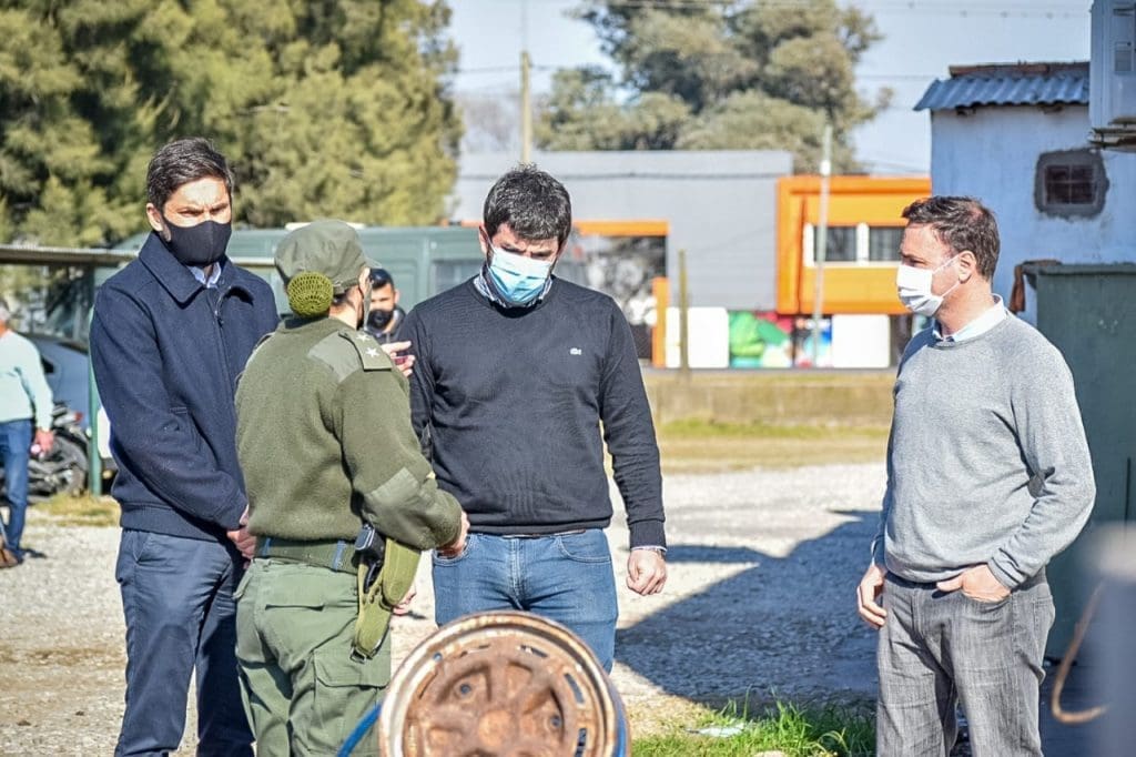 Maxi Pullaro en el sur santafesino: "El gobierno nacional acumula fuerzas federales en el conurbano y desprotege a Santa Fe" Maxi Pullaro en el sur santafesino: "El gobierno nacional acumula fuerzas federales en el conurbano y desprotege a Santa Fe"