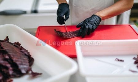 Emprendedores bonaerenses desarrollaron un snack de carne con potencial exportador