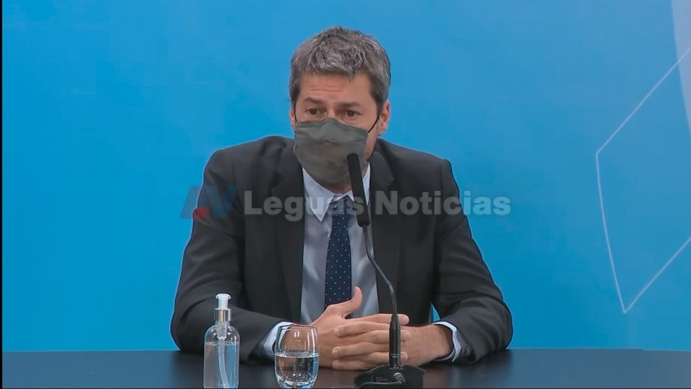 Lammens dio detalles de los requisitos para ingresar a las canchas.