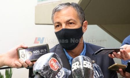 La provincia ratificó su propuesta salarial al sector docente y descontará los días de paro