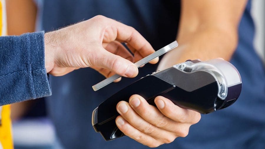 Desde este lunes permiten usar cualquier billetera digital para pagar en todos los códigos QR del país