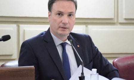 El Senado aprobó el proyecto de Lisandro Enrico para equiparar a usuarios de Cooperativas Eléctricas con los de la EPE