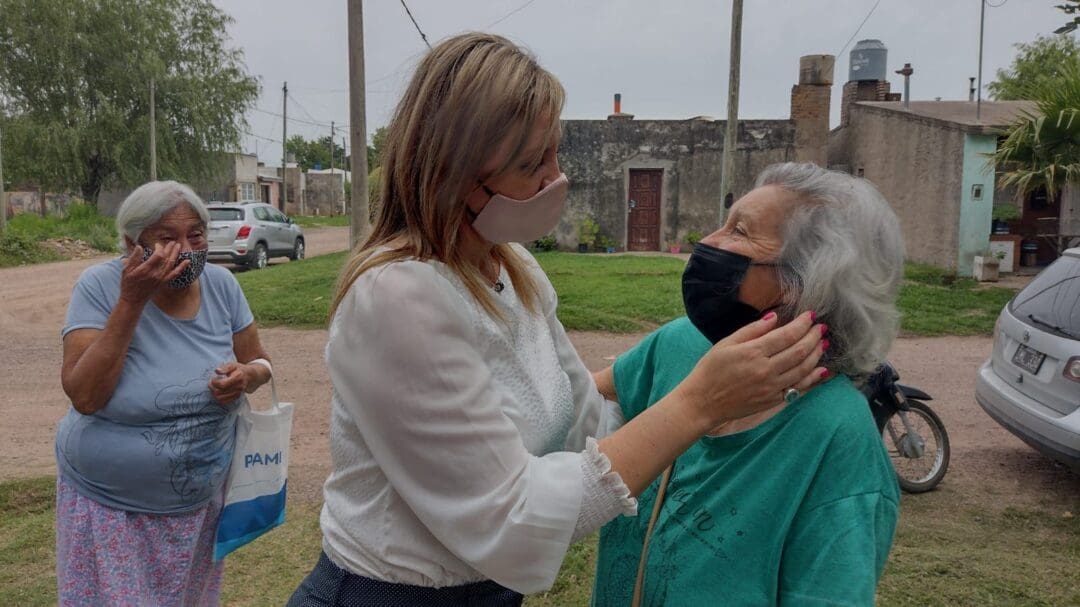 Sacnun en Firmat: "Estamos favoreciendo al sector productivo con múltiples acciones"