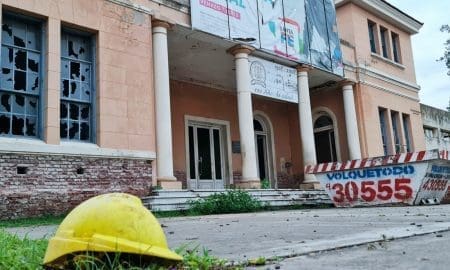 Lisandro Enrico: "Escuchamos a vecinos que padecen el abandono provincial hacia el viejo hospital de Venado Tuerto"