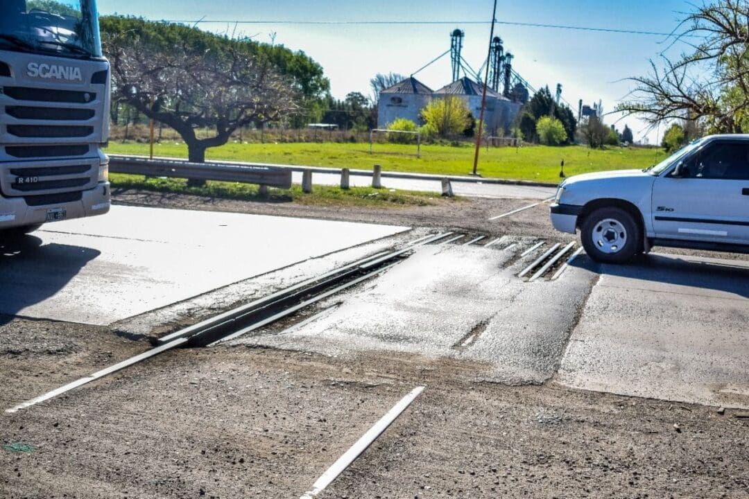 Murphy: El senador Enrico pidió por segunda vez que se repare el cruce ferroviario de la Ruta 33