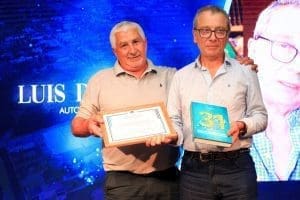 Se presentó "31" el libro impulsado por Lisandro Enrico que resume la historia de las localidades del Departamento General López Se presentó "31" el libro impulsado por Lisandro Enrico que resume la historia de las localidades del Departamento General López