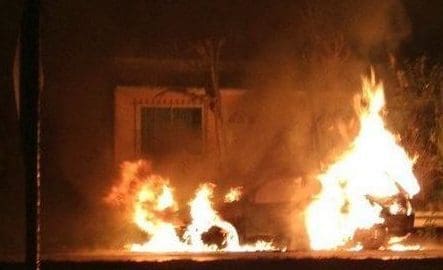 Villa Cañás: Incendio de un automóvil en Calle 53 Bis