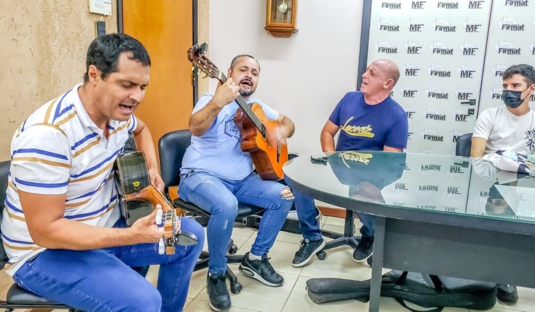 Firmat: Visita del senador Enrico al Hospital, Club Fredriksson y grupos artísticos encuentro