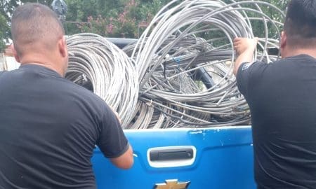 Teodelina: Dos aprehendidos, se recuperaron 15 rollos de cable