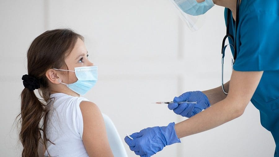 La Anmat aprobó la vacuna de Pfizer para niños de entre 5 y 11 años