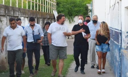 Recorrida del senador Enrico en barrios e instituciones de Venado Tuerto