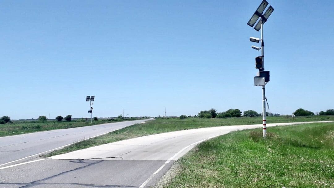 El senador Lisandro Enrico insiste con el avance de una necesaria obra de iluminación en el acceso a Labordeboy El senador Lisandro Enrico insiste con el avance de una necesaria obra de iluminación en el acceso a Labordeboy