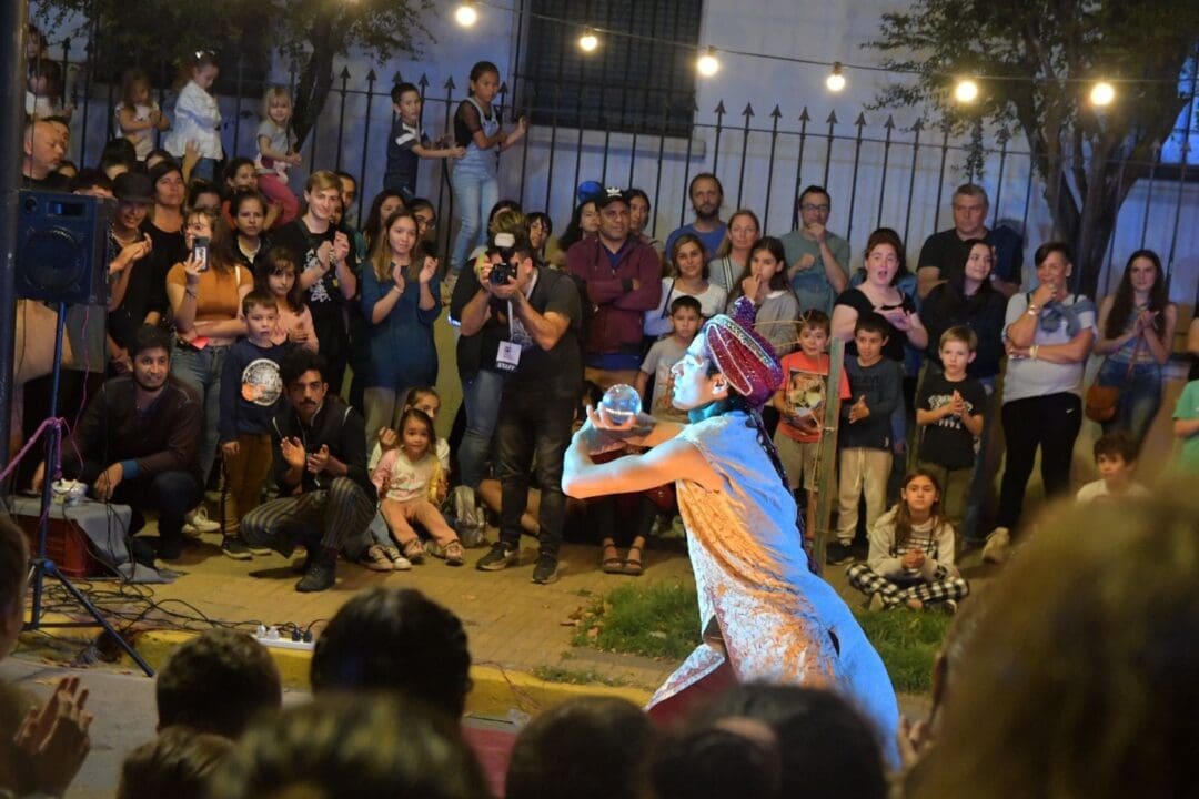Venado Tuerto: Noche histórica en la ciudad, Chiarella encabezó la reapertura del Centro Cultural Municipal Venado Tuerto: Noche histórica en la ciudad, Chiarella encabezó la reapertura del Centro Cultural Municipal