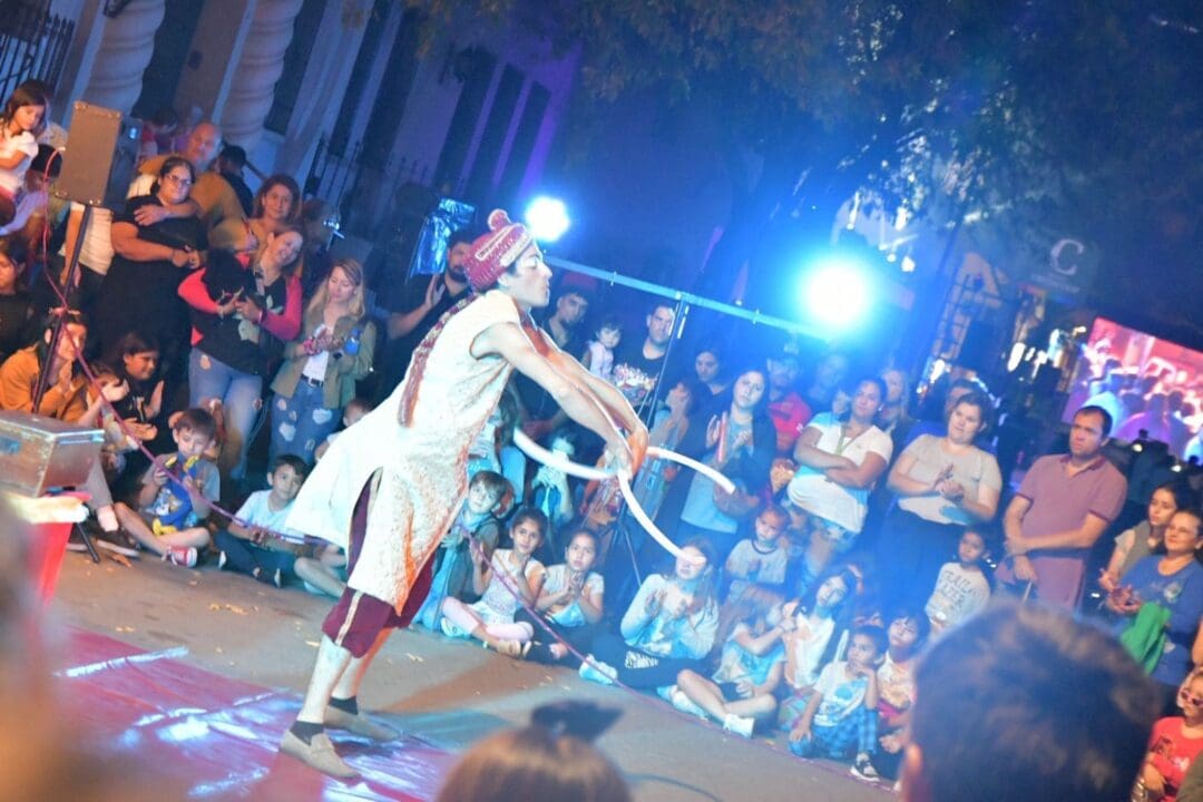 Venado Tuerto: Noche histórica en la ciudad, Chiarella encabezó la reapertura del Centro Cultural Municipal Venado Tuerto: Noche histórica en la ciudad, Chiarella encabezó la reapertura del Centro Cultural Municipal