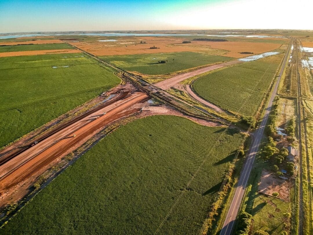 El senador Enrico solicitó a Presidencia de la Nación que se liciten nuevos frentes de obra en la Autopista 33 El senador Enrico solicitó a Presidencia de la Nación que se liciten nuevos frentes de obra en la Autopista 33