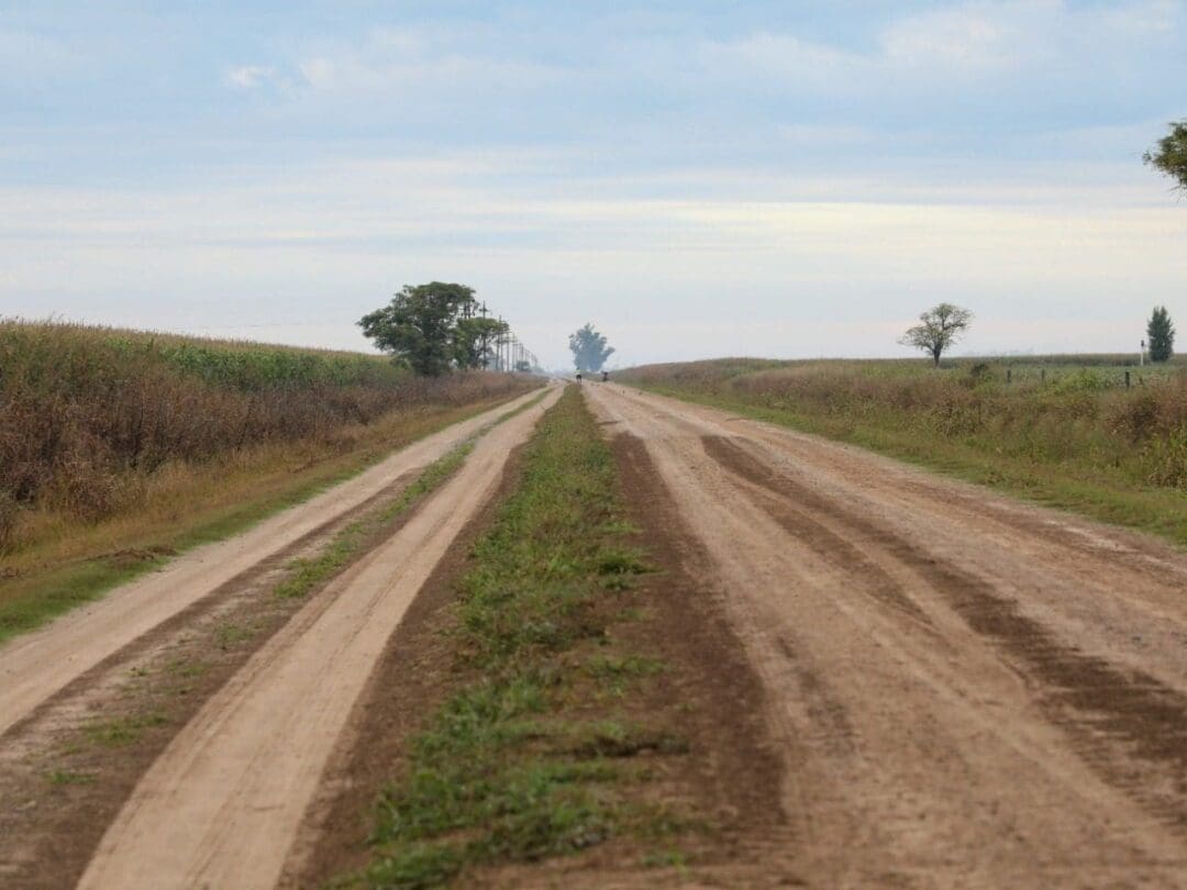 Caminos de la Ruralidad, el programa impulsado por Perotti, que ya benefició a medio centenar de localidades