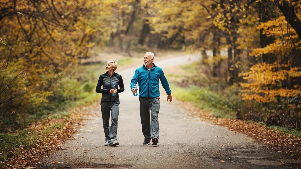 Cuántos pasos hay que caminar por día según la edad para vivir más y mejor  - Leguas Noticias