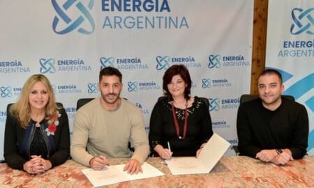 Avance energético: Sacnun en la Firma del Contrato para la obra del GASODUCTO NESTOR KIRCHNER