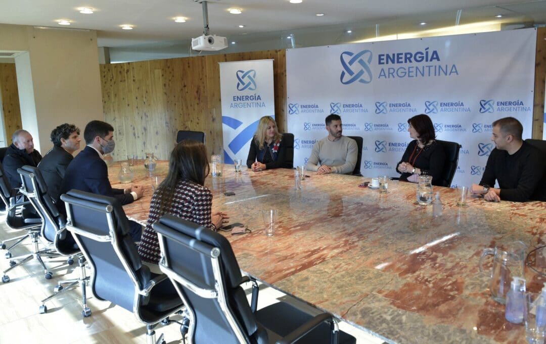 Avance energético: Sacnun en la Firma del Contrato para la obra del GASODUCTO NESTOR KIRCHNER Avance energético: Sacnun en la Firma del Contrato para la obra del GASODUCTO NESTOR KIRCHNER