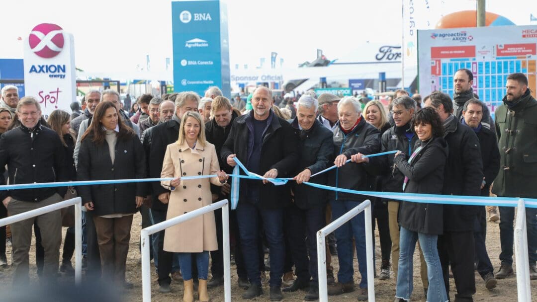Perotti participó de la inauguración de AgroActiva