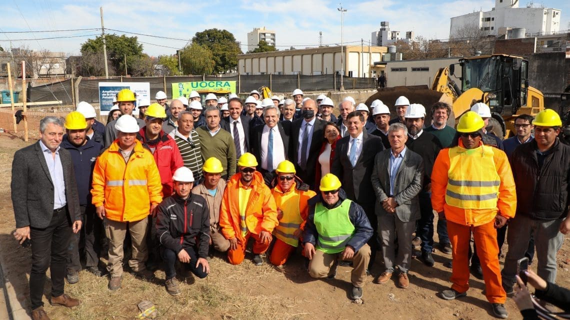 Perotti y Fernández participaron del inicio de obras para la ampliación de las Plantas Potabilizadoras de Santa Fe y Granadero Baigorria