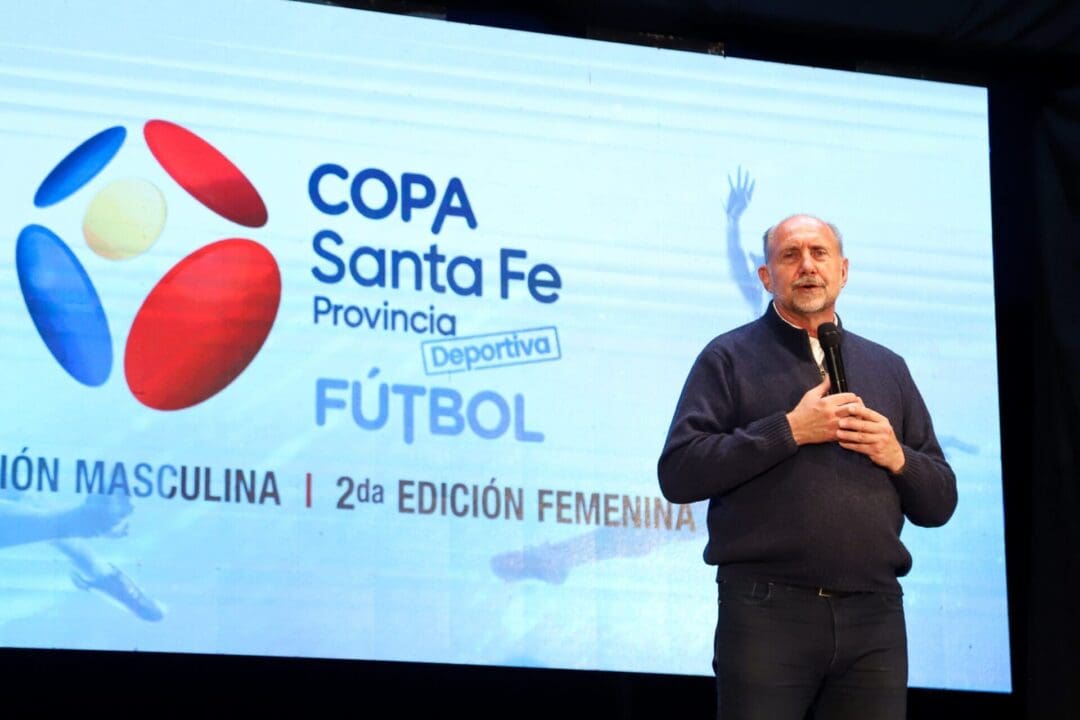 Omar Perotti presentó la Copa Santa Fe Provincia Deportiva 2022 de Fútbol Omar Perotti presentó la Copa Santa Fe Provincia Deportiva 2022 de Fútbol