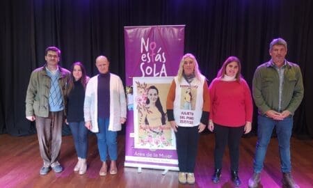 Con la presencia de Fabiana Morón, se presentó el musical "No nos callamos más" en el Centro Cultural de María Teresa