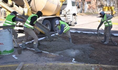 Villa Cañás: Continúa el plan de obras públicas con trabajos de bacheo
