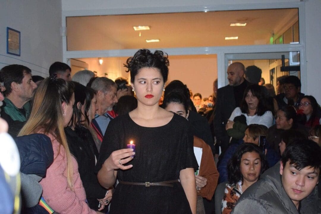 Sacnun encabezó un emotivo y original homenaje a Evita Sacnun encabezó un emotivo y original homenaje a Evita